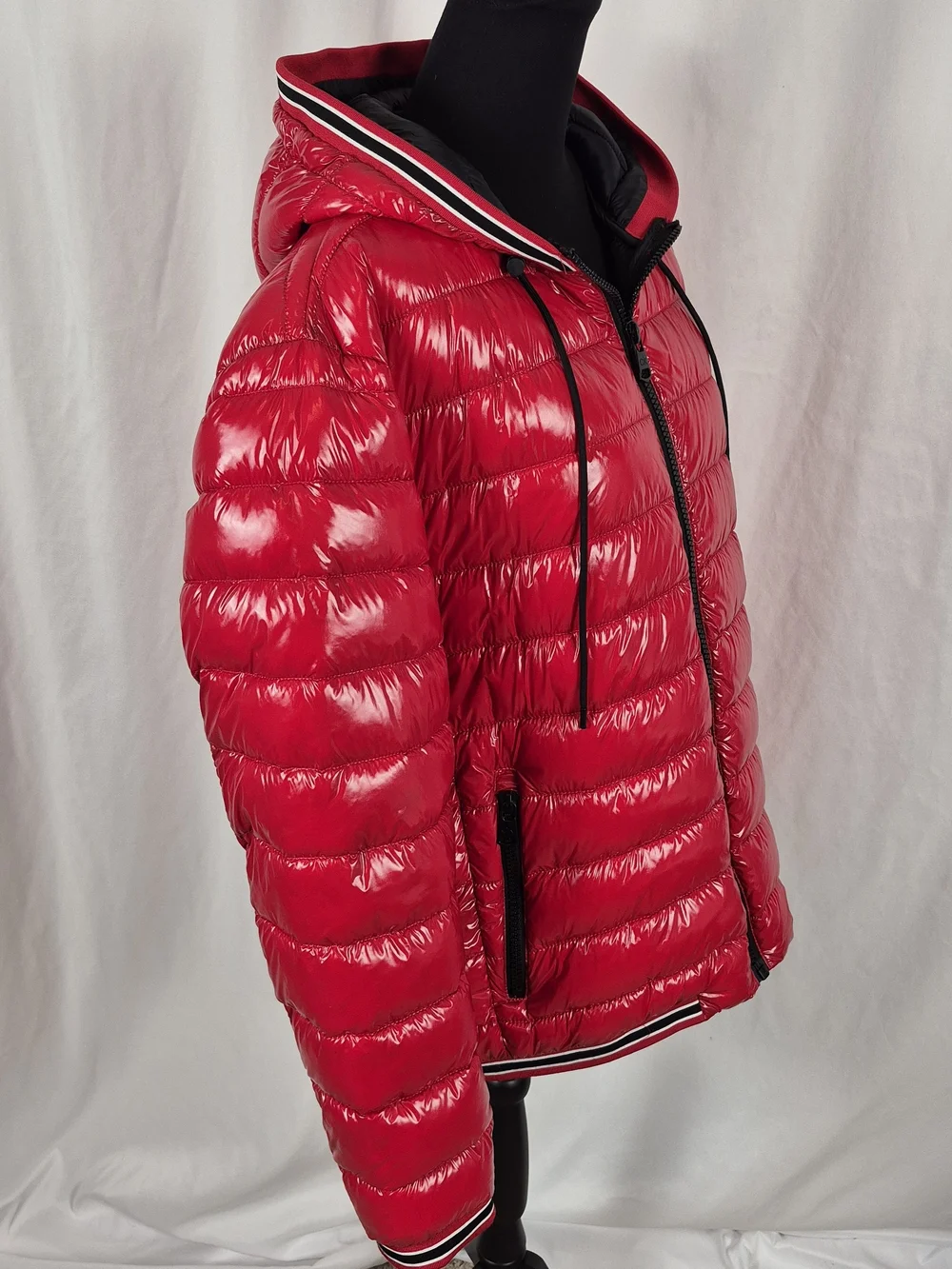 Calvin Klein Men's Hooded Red Super Shine Puffer Jacket - Size XL